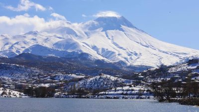 Aksaray’da hava sıcaklıklarının hissedilen -20 dereceye kadar düşmesiyle birlikte kentteki