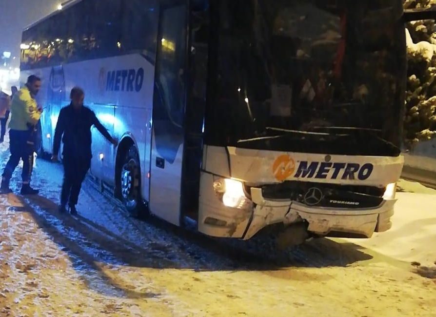 Emek Mahallesi Üstad Necip Fazıl Bulvarı'nda seyir halinde olan İ.K.