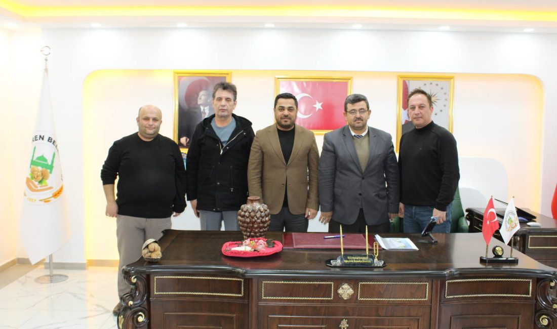 Ağaçören İlçe Milli Eğitim Müdürü Deniz Arslan, şube müdürleri ve