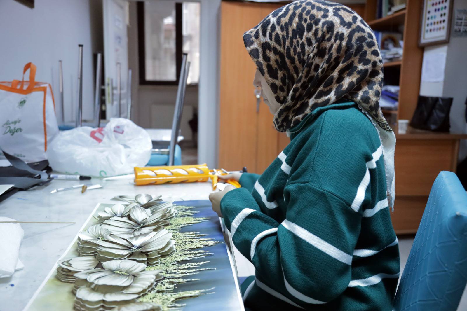 Kadınların güçlenmesine destek: Aksaray Belediyesi AKMEK kurslarıyla geleceğe yatırım yapıyor