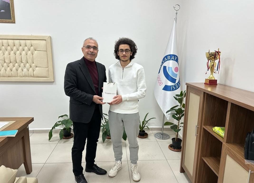 Aksaray Üniversitesi Tıp Fakültesi’nde başarı ödüllendirildi!