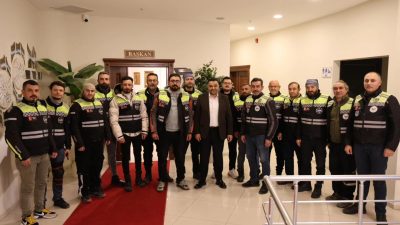 Aksaray Motosiklet Sporları Derneği Başkanı Erdi Karademir ve beraberindeki dernek
