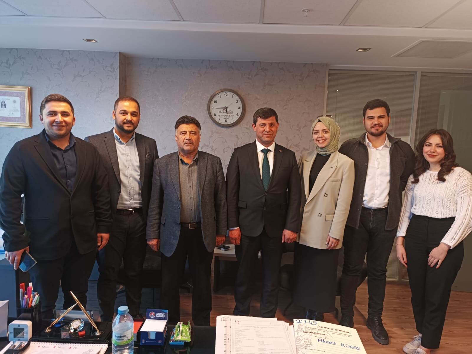 Aksaray Barosu ve avukatlar bir arada