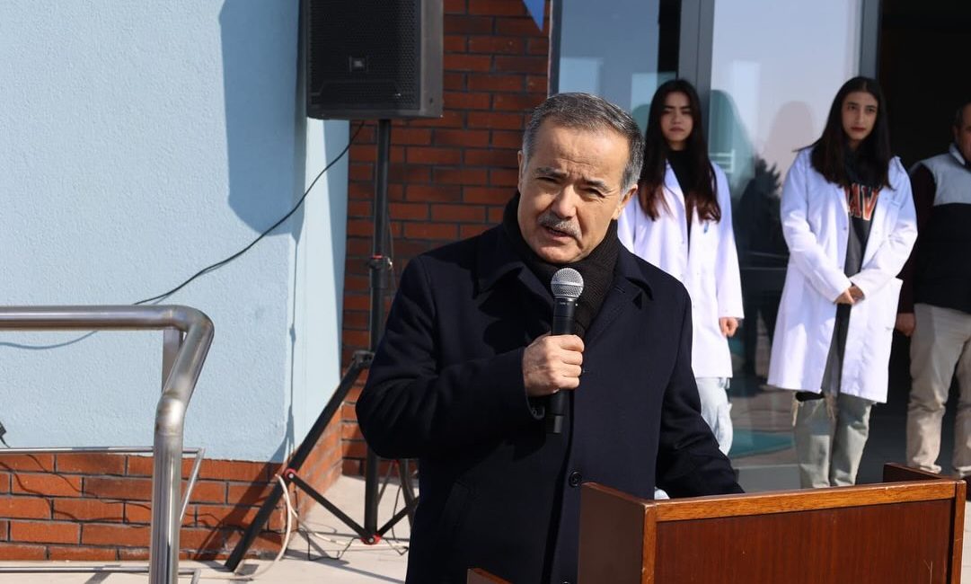 Aksaray Üniversitesi bünyesinde hayata geçirilen yeni atölye binası devrim niteliğinde