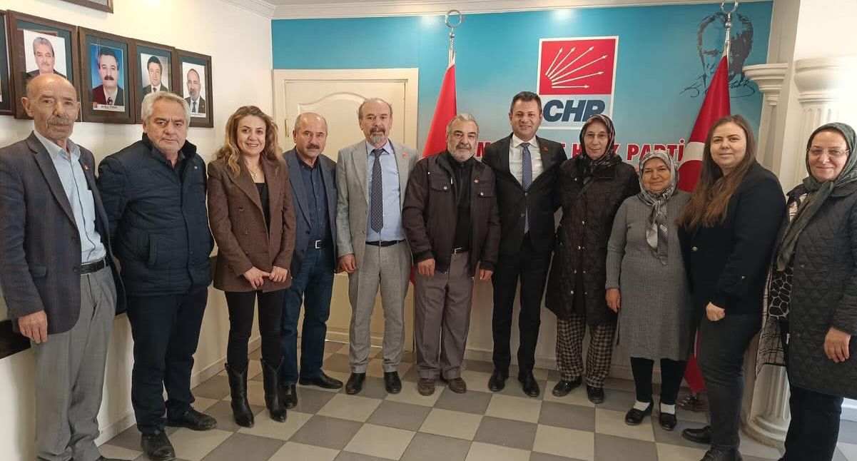 Aksaray’da CHP’ye katılım artıyor: Rozet takma töreni gerçekleşti