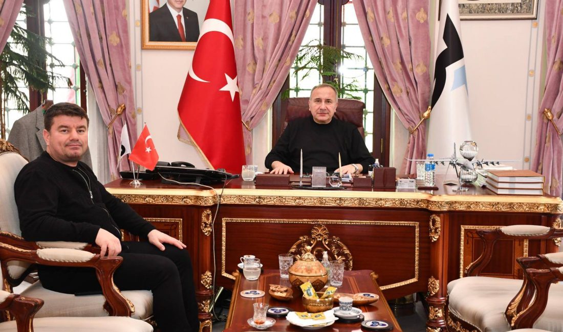 Aksaray Belediye Başkanı Evren Dinçer, İstanbul Ticaret Borsası Başkanı Ali