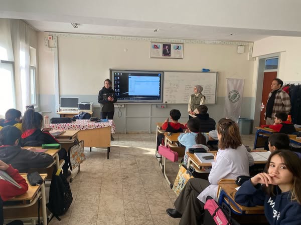Aksaray’da öğrencilere doğa koruma ve biyoçeşitlilik eğitimi verildi