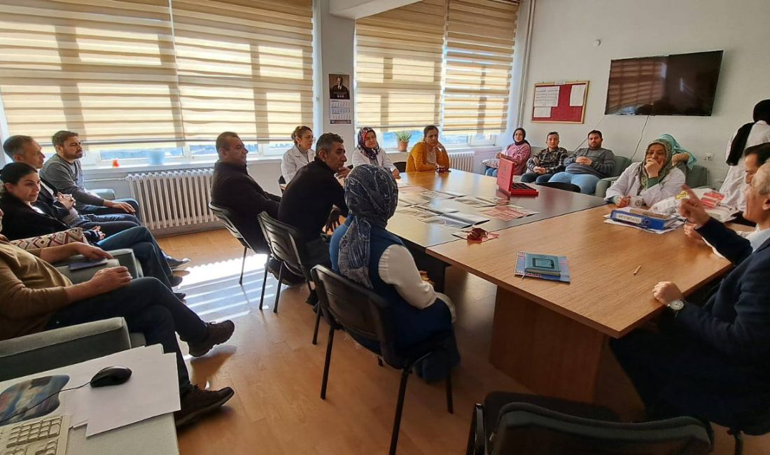 Aksaray Eğitim Bir-Sen Şube Başkanı Murat Görmez, eğitim camiasıyla olan