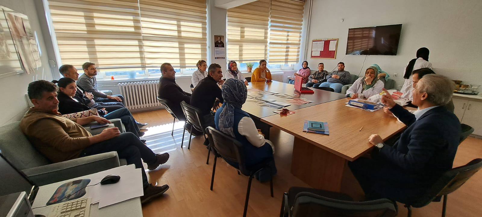 Aksaray Eğitim Bir-Sen Şube Başkanı Murat Görmez, eğitim camiasıyla olan