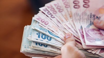 Çalışma ve Sosyal Güvenlik Bakanı Vedat Işıkhan, korumalı iş yeri