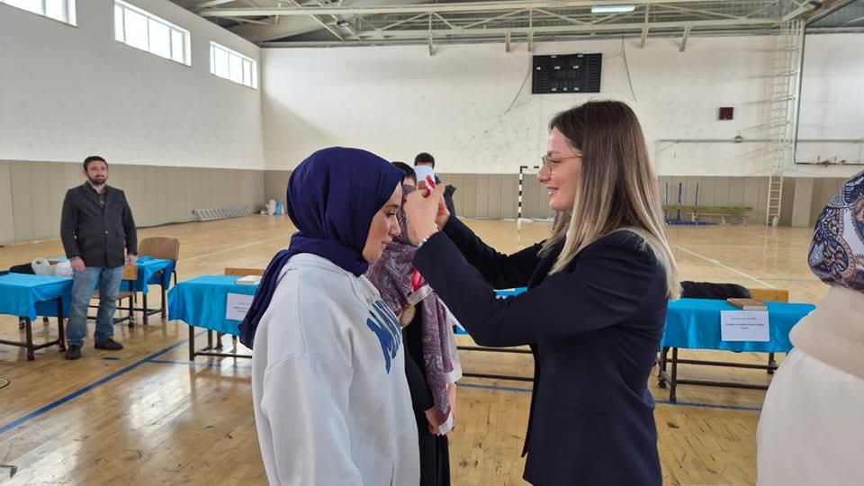 Gülağaç’ta düzenlenen Kur’an-ı Kerim’i Güzel Okuma Yarışmasında ödüller sahiplerini buldu 