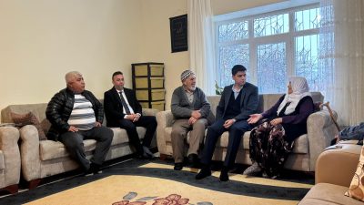 Güzelyurt Kaymakamı Muammer Yetiş, Selime beldesinde ikamet eden vatandaşları ziyaret