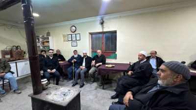 Sultanhanı İlçe Müftüsü Halil Akçal, ilçenin tek köyü olan Yeşiltömek’te
