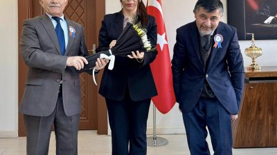 Sarıyahşi Kaymakamı Miyase Demirkoparan, Vergi Haftası kapsamında Mal Müdürü Elvan