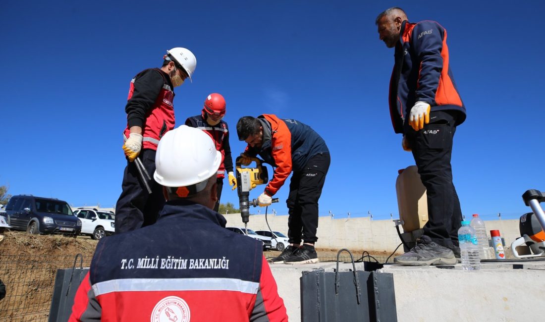 Millî Eğitim Bakanlığı, afetlere hazırlık ve eğitim konusundaki çalışmalarını hızla