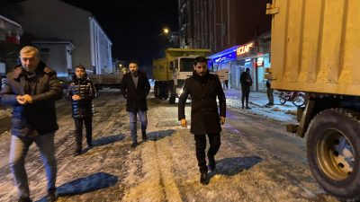 Ortaköy Belediyesi, kışın zorlu koşullarına meydan okuyarak Ortaköy genelinde aralıksız