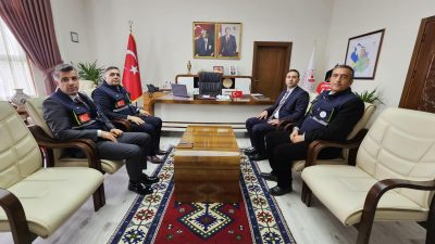 Sultanhanı Kaymakamı Bilal Göksun, makamında Aksaray Sanayi ve Teknoloji İl