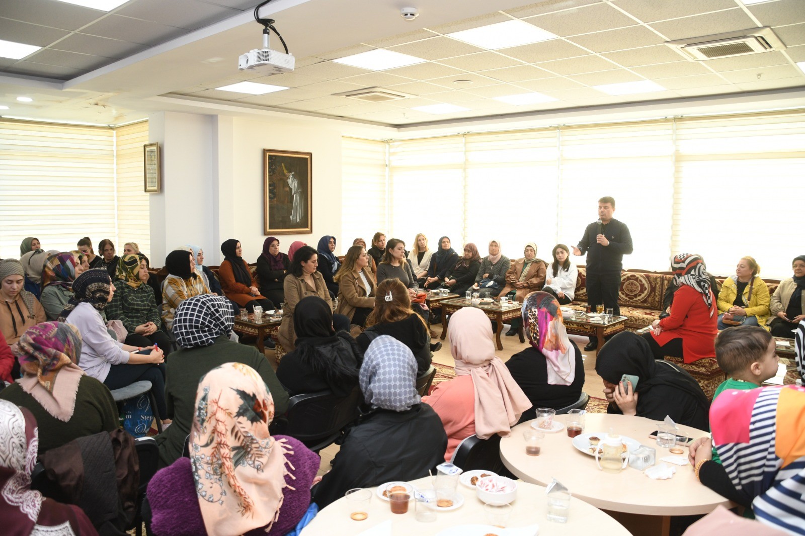 Aksaray Belediyesinden kadınlara yönelik psikodrama eğitimi