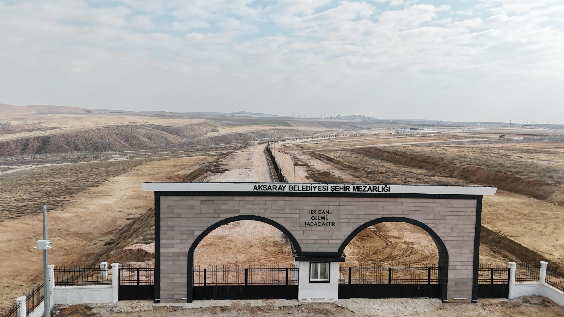 Yeni şehir mezarlığı hizmet vermeye devam ediyor