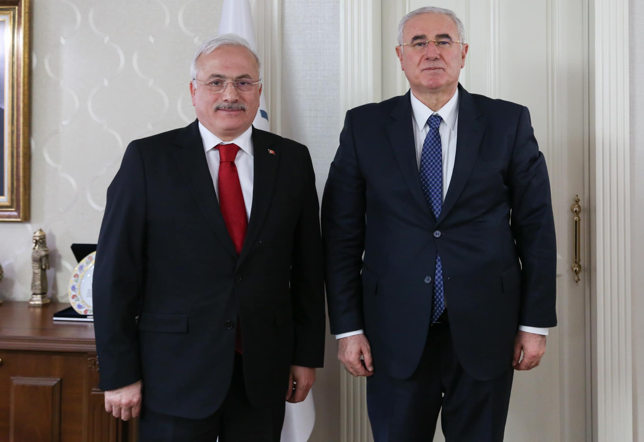 Aksaray Valisi Kumbuzoğlu, Kamu Başdenetçisi Akarca’yı ziyaret etti