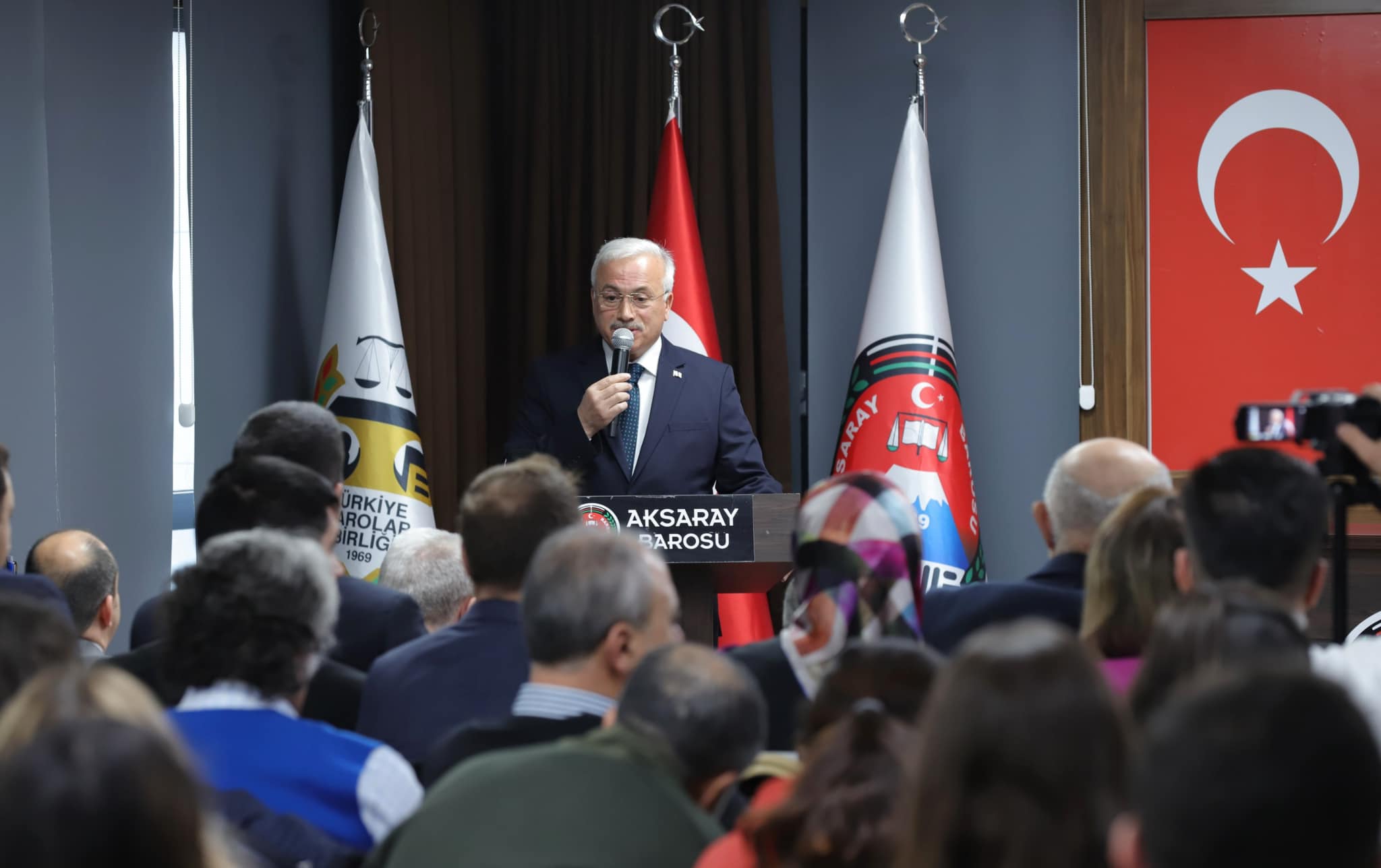 Vali Kumbuzoğlu, Tazminat Hukuku Sempozyumu’na katıldı