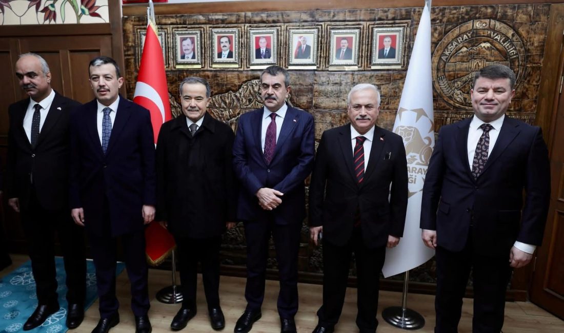 Milli Eğitim Bakanı Yusuf Tekin, Aksaray’daki temasları kapsamında eğitim alanında