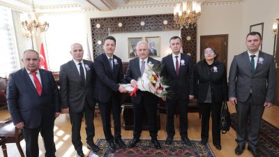 Aksaray Valisi Mehmet Ali Kumbuzoğlu, Vergi Haftası nedeniyle İl Defterdarı