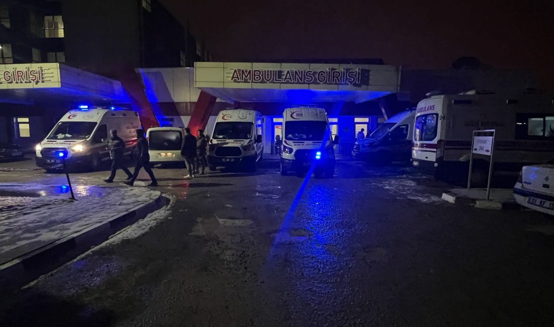 Sivas'ın Akıncılar ilçesinde bir camide teravih namazı sırasında doğal gazlı
