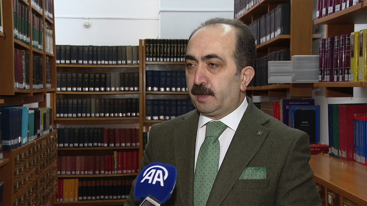 Türk Tarih Kurumu (TTK) Başkanı Prof. Dr. Yüksel Özgen, kurumun