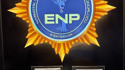 Eskişehir’de polisin düzenlediği uyuşturucu operasyonunda 3 şüpheli gözaltına alındı. Eskişehir