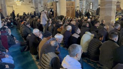 Aksaray’da Ramazan’ın İlk Cumasında Camiler Doldu Taştı