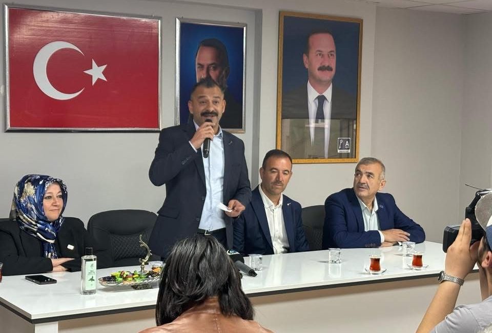 Anahtar Parti Aksaray İl Başkanlığı’nda Bayramlaşma programı düzenlendi