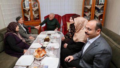 Soyadları gibi 62 yıllık mutlu birliktelik: Örnek aileye anlamlı ziyaret!