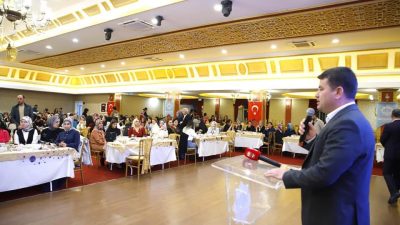 Aksaray Belediye Başkanı Evren ve eşi Merve Dinçer 8 Mart