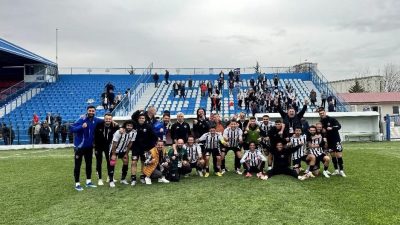Erbaaspor yenilgisi sonrası Ankara Demirspor’u mağlup eden siyah-beyazlı ekip, şampiyonluk