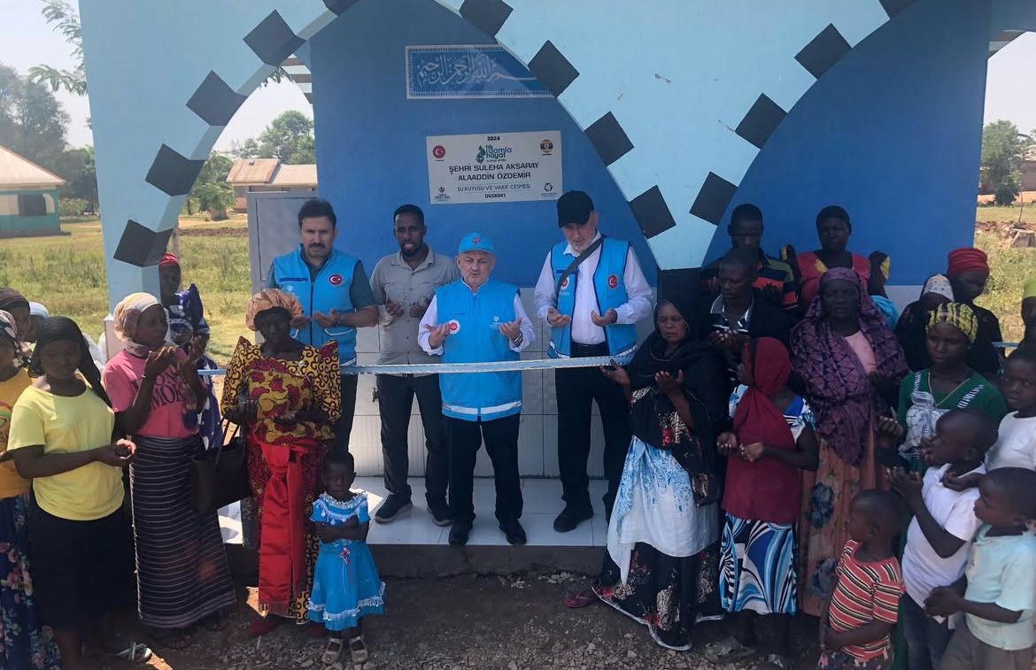 Aksaray’dan Uganda’ya hayat veren su kuyusu açıldı