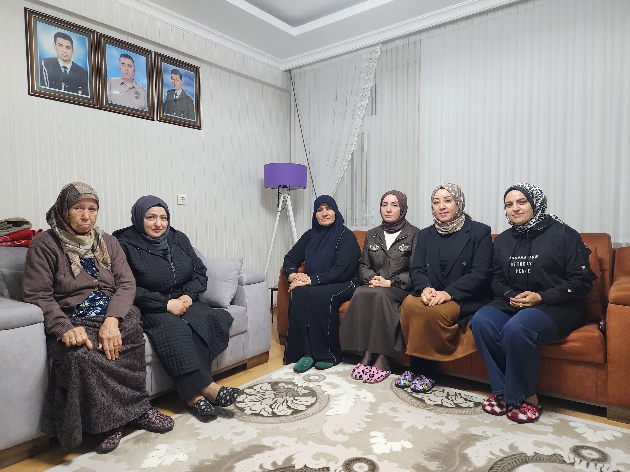 AK Parti Aksaray İl Kadın Kolları, şehit ailesiyle iftar sofrasında bir araya geldi