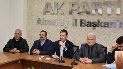 AK Parti Aksaray İl Başkanlığı’nda, İl Başkanı Hamza Aktürk başkanlığında