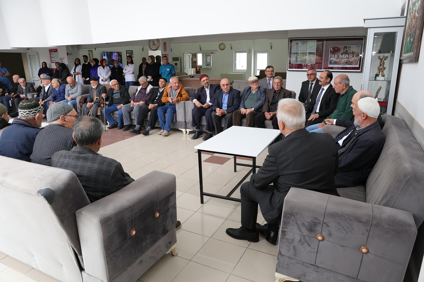 Aksaray’da birlik ve beraberlik iftarı: Büyükler ve çocuklarla anlamlı buluşma