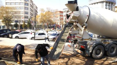 Aksaray Belediyesi, kent estetiğine uygun ve esnafın çalışma koşullarını iyileştirecek