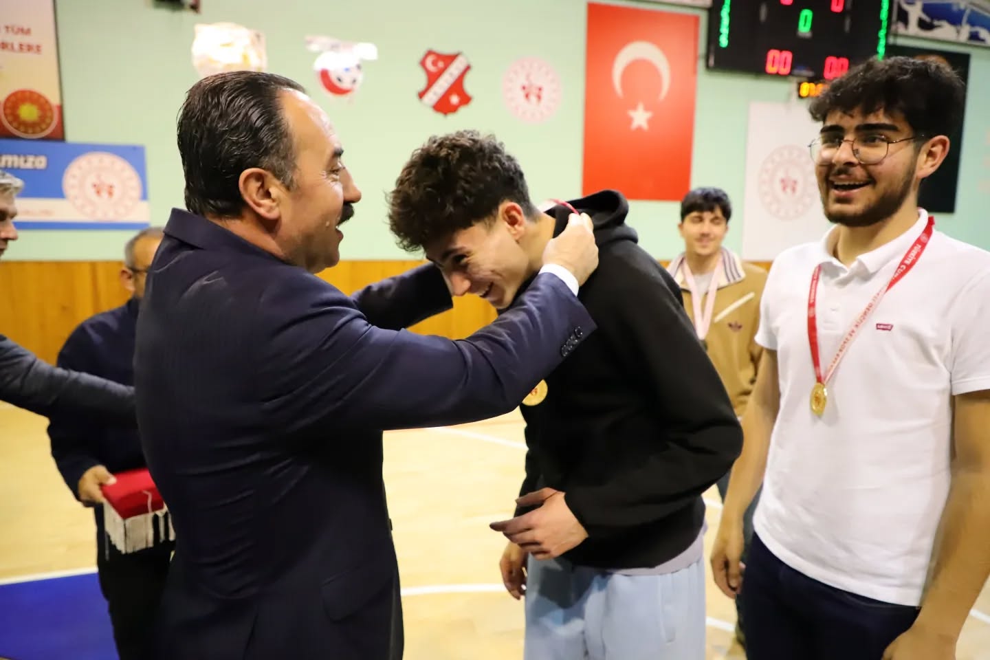 Yeşilay Spor Oyunları 3×3 Basketbol turnuvası tamamlandı