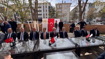 Aksaray'da, Ramazan Bayramı öncesi geleneksel bayramlaşma programı düzenlendi. Aksaray Öğretmen