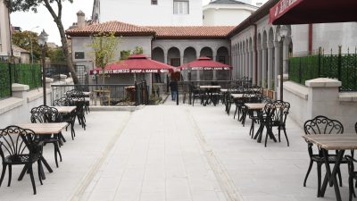 Şehrin önemli tarihi yapılarından biri olan 800 yıllık Bedriye Medresesi’nin