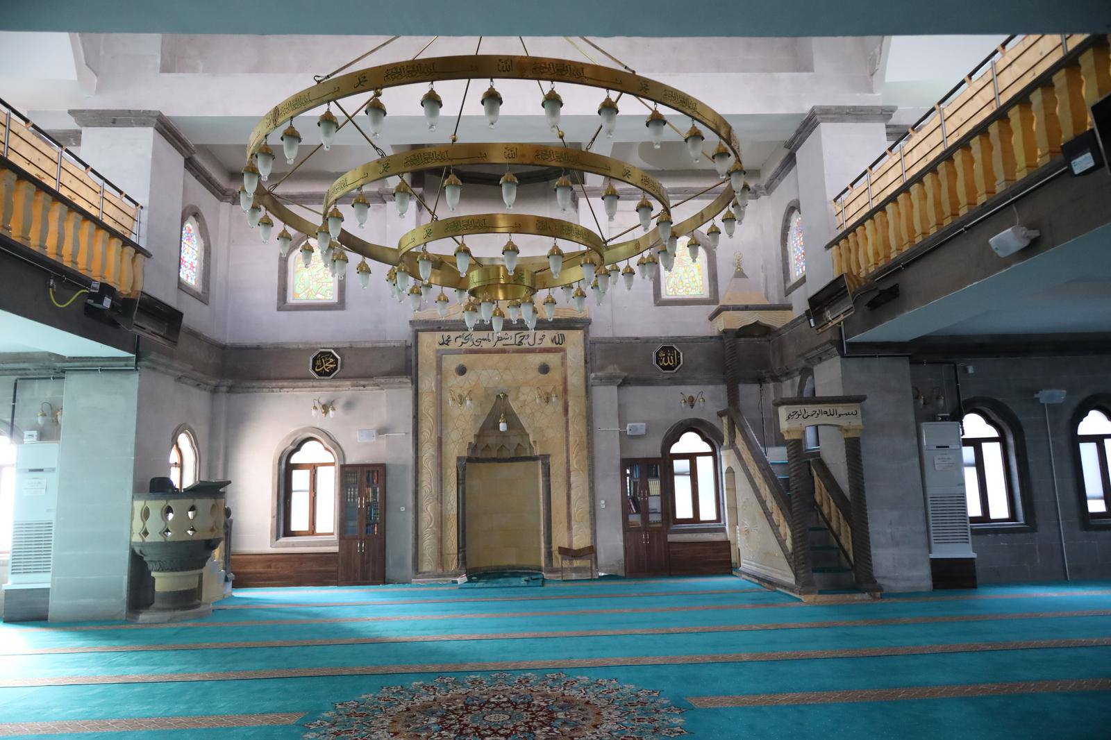 Aksaray Belediyesi’nden Ramazan Ayı’na özel camii temizliği