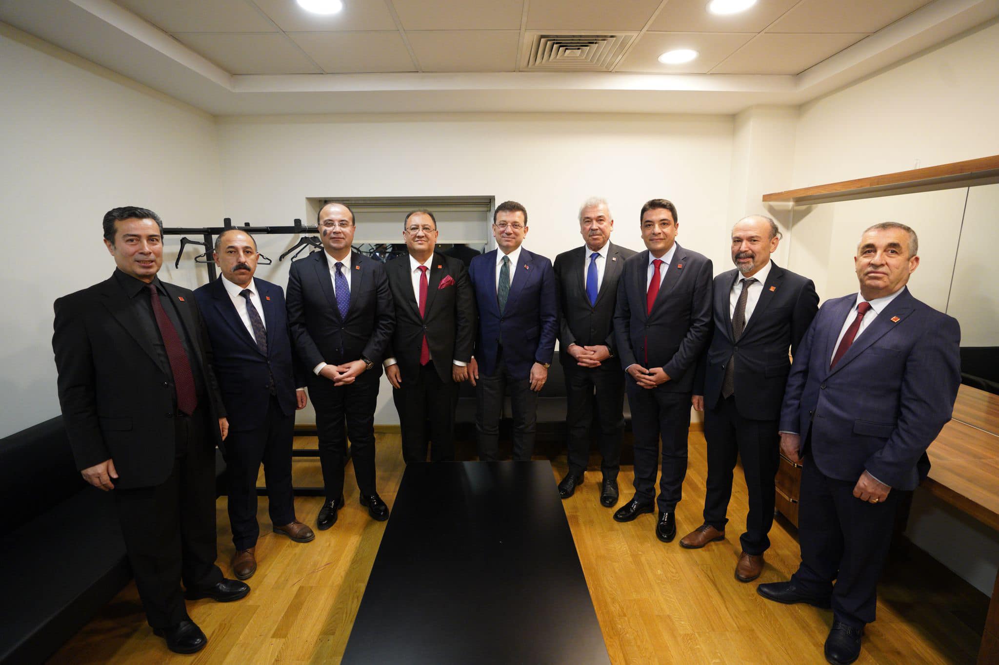 Kayseri’de CHP Rüzgarı: Aksaray’dan Güçlü Destek!