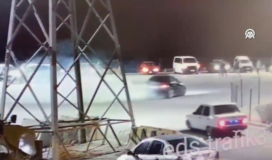 Konya’da araçlarıyla drift atarak