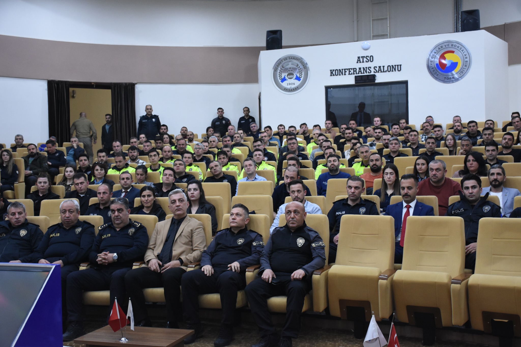 Emniyet teşkilatına yeni düzenlemeler: Atama ve yer değiştirme semineri gerçekleştirildi