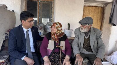 Güzelyurt Kaymakamı Muammer Yetiş, hane ziyaretleri kapsamında Gaziemir, Alanyurt ve
