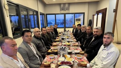 Güzelyurt Kaymakamı Muammer Yetiş, ilçede görev yapan köy muhtarlarıyla iftar