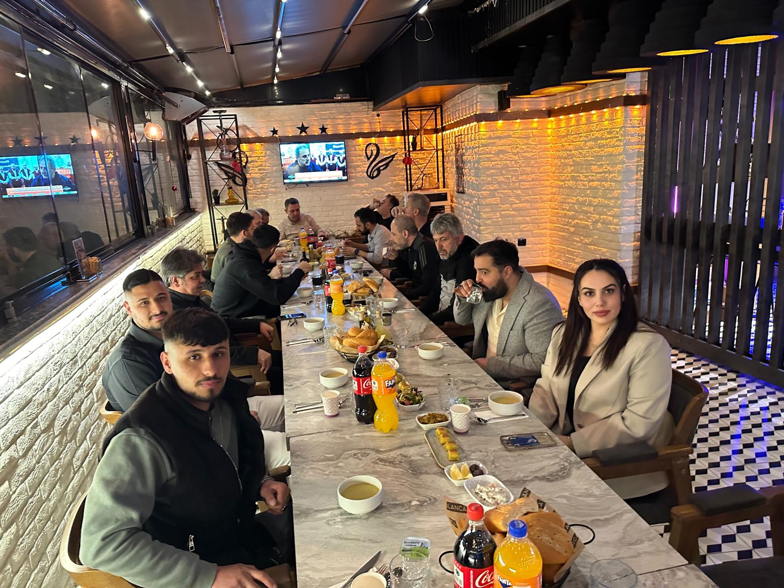 NESİNE 2. Lig Kırmızı grupta şampiyonluk mücadelesi veren Motolux 68